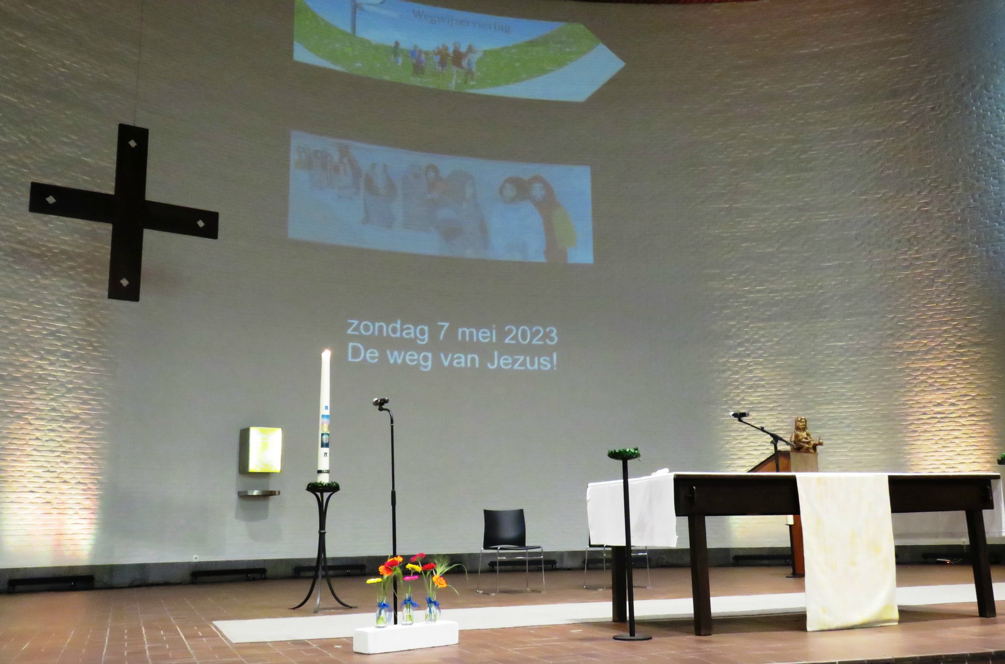 Wegwijzerviering - Zoektocht - Minigolf vormelingen 2023 - Sint-Anna-ten-Drieënparochie, Antwerpen Linkeroever